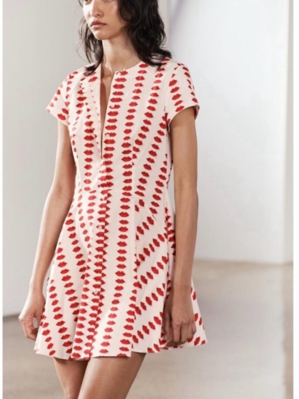 Zara Collection Red Lips Skater Dress with Red waist Bow - Picture 2 of 5